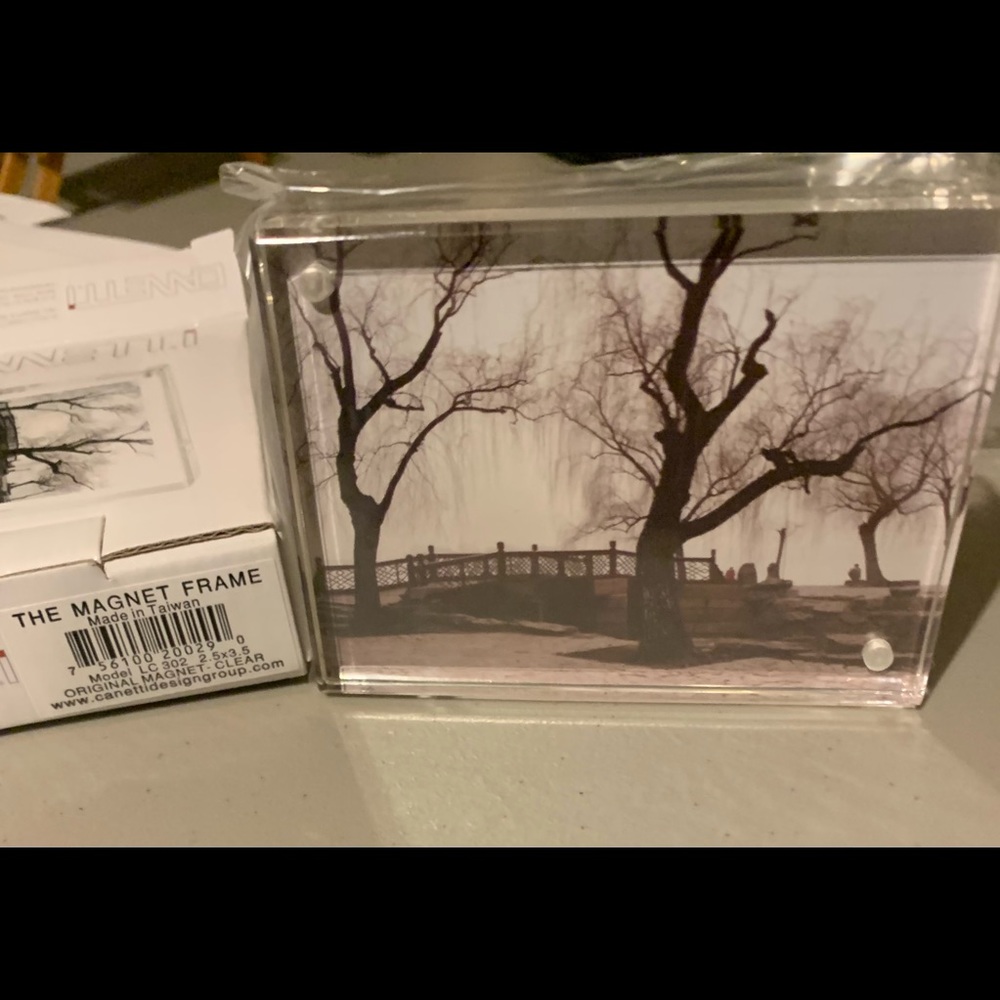 COPY - Magnet Frame (clear)